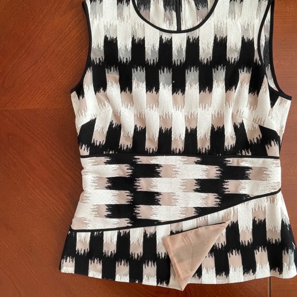 BCBG Max Azria Jolyne Peplum Top, Size M, New with Tags - Picture 7 of 9